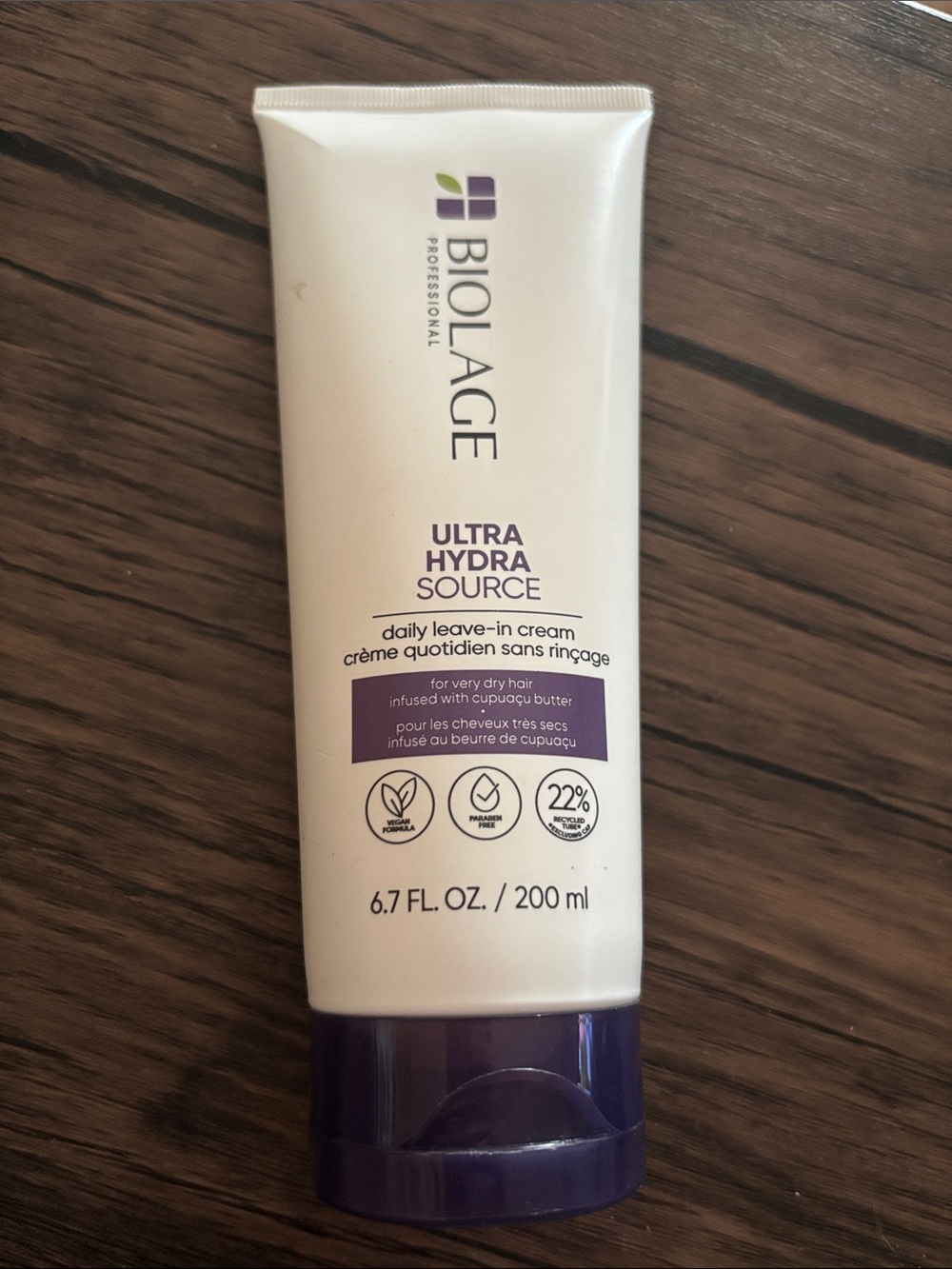 Biolage Ultra Hydra Source Daily Leave-In Cream — White & Purple